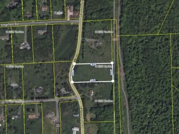 Easton Tpke, Lake Ariel, PA 18436