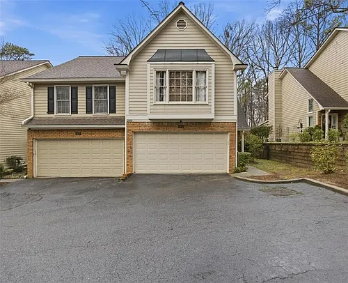2970 Woodruff Dr SE Photo 1