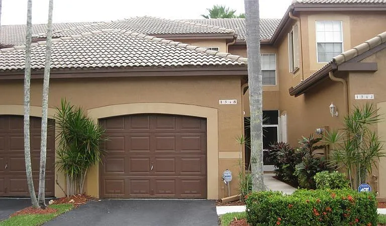 1348 Veracruz Ln #4-8 — Photo 1