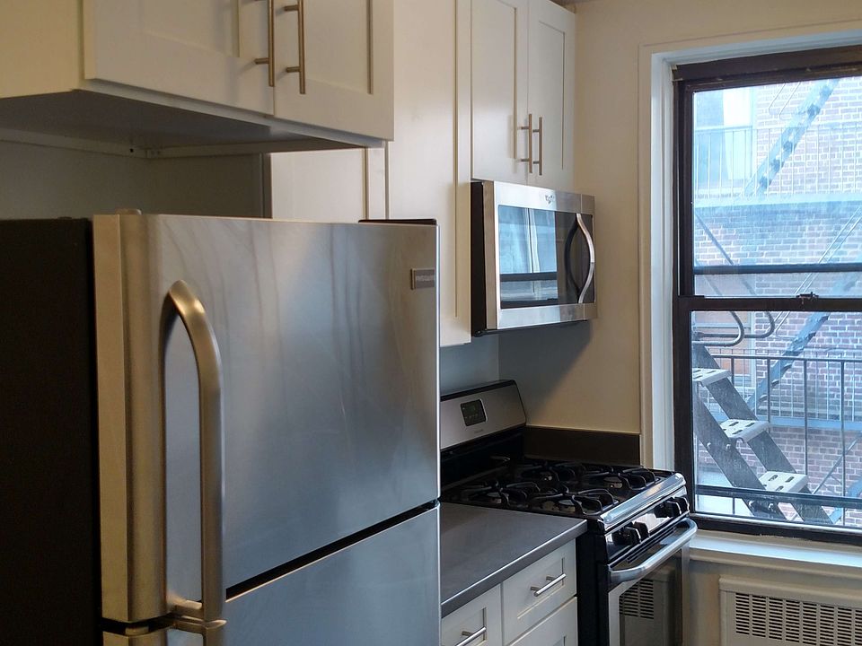 1st image of 6400 Saunders St APT 3D