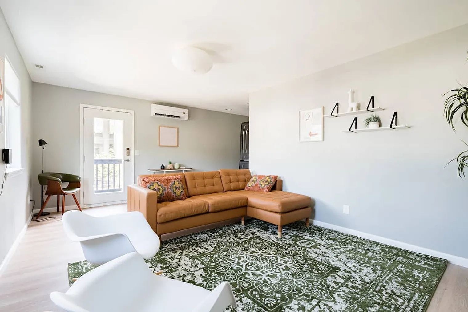 8 bed, 4.0 bath, 2873 sqft, $24,733 — Photo 1