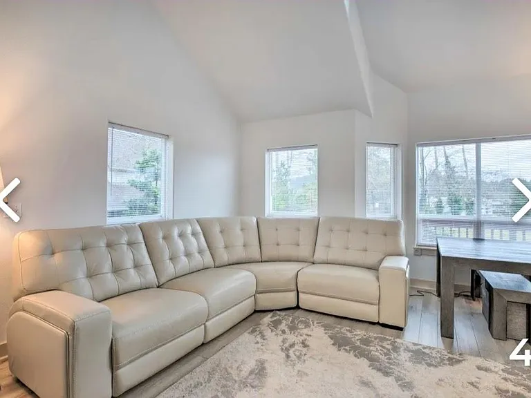 3979 NE Johns Ave — Photo 10