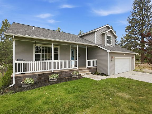 2nd image of 311 Shadows Ln