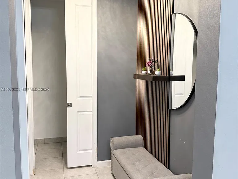 445 NW 36th Ave — Photo 3