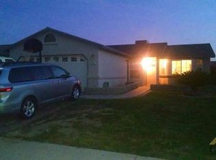 418 El Capitan Dr, Delano, CA 93215
