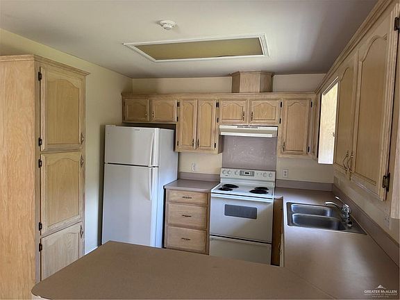4th image of 6700 N 8th St APT B