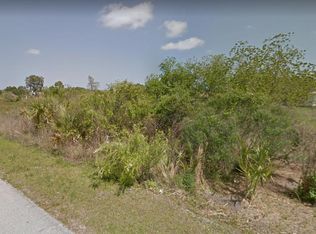 921 Tahiti Ave SE, Palm Bay, FL 32909
