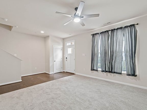 5th image of 7217 Hartley Lane Gln