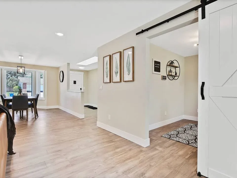 1215 E Cerramar Ct #ID1250654P