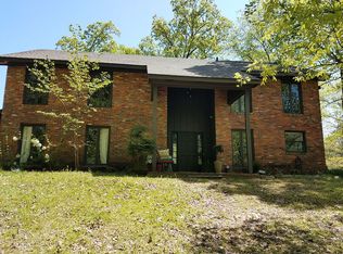 106 Sleepy Hollow Dr, Columbus, MS 39705