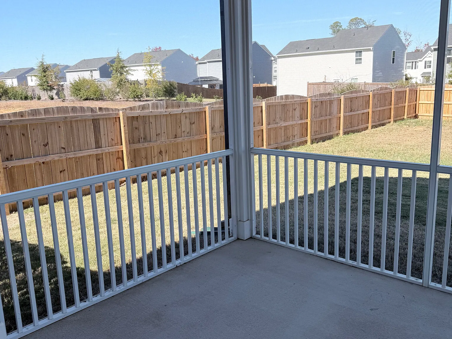 4 bed, 2375 sqft, $2,500 — Photo 4