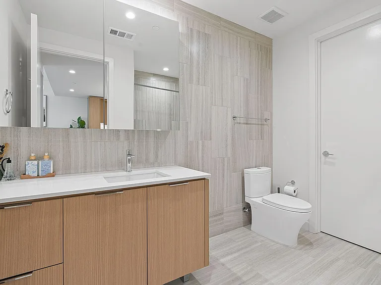 44 East Ave #1902 — Photo 17
