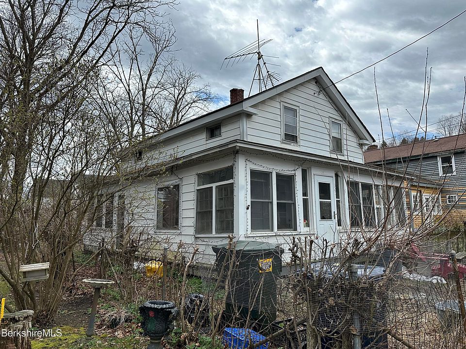 2nd image of 23 Rosseter St