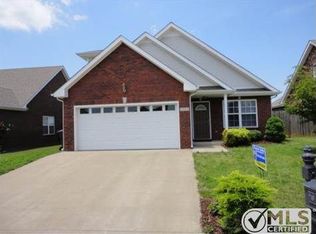 1004 Hendricks Ct, Clarksville, TN 37040