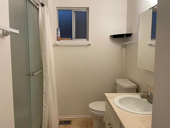 4th image of 2270 Sandia Dr