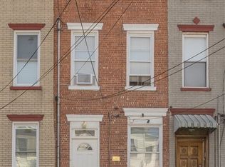 31 Belmont Ave, Jersey City, NJ 07304