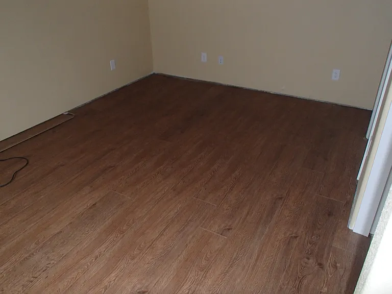 1221 Fordham Ave — Photo 15