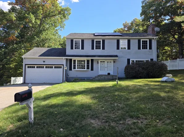 4 Joseph St, Dudley, MA 01571