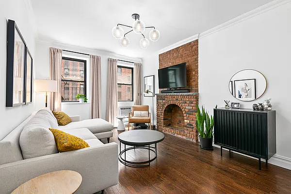 Rented by Compass | media 6