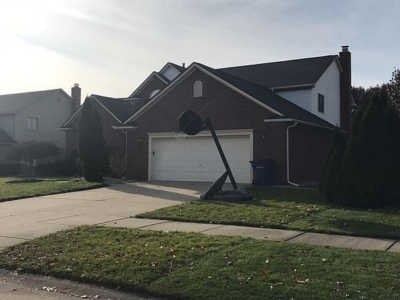 2nd image of 46481 Glen Eagle Dr