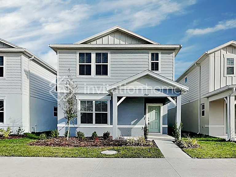 1907 Tohoqua Blvd — Photo 1