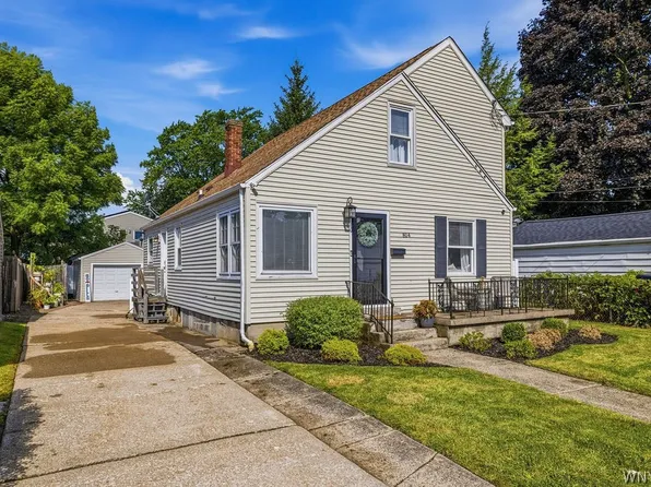 814 83rd St, Niagara Falls, NY 14304