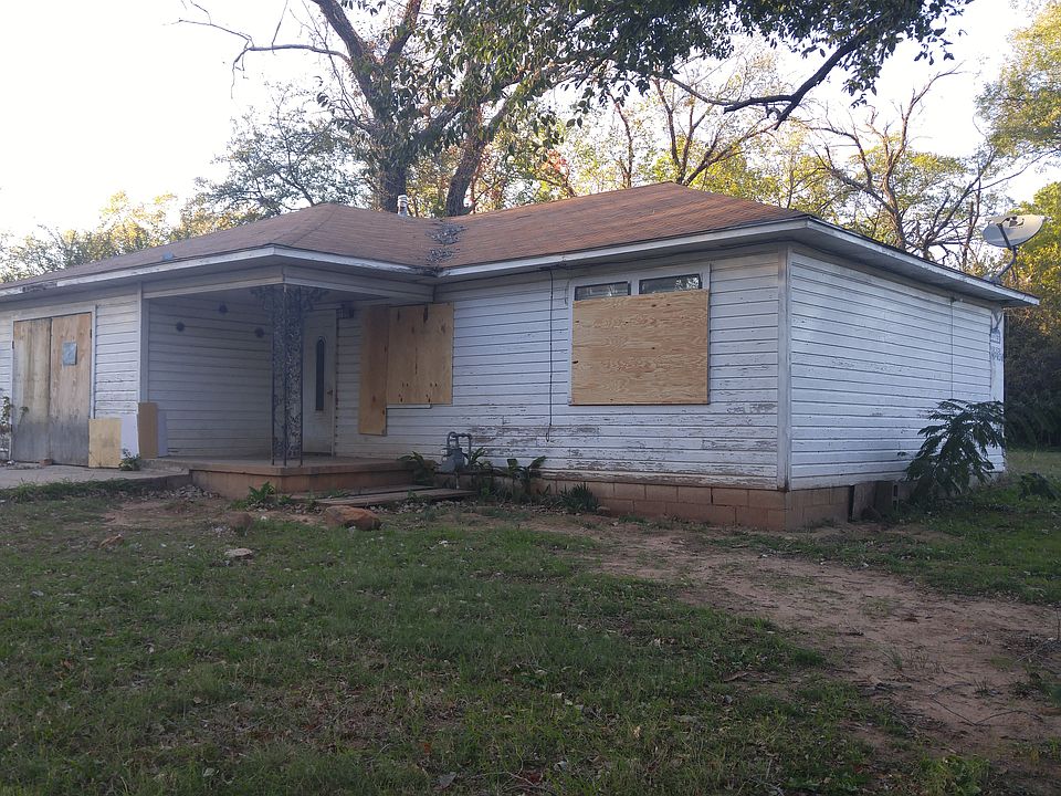 2nd image of 1706 E Walnut St