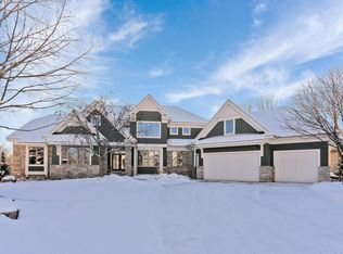 10677 Sonoma Rdg, Eden Prairie, MN 55347