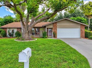 3799 Aster Dr, Sarasota, FL 34233