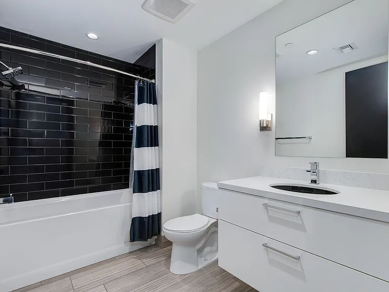 4422 N 75th St #4005 — Photo 19