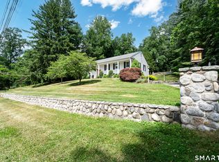 89 Eastover Rd, Stamford, CT 06905