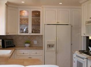 889 Linda Mar Blvd, Pacifica, CA 94044