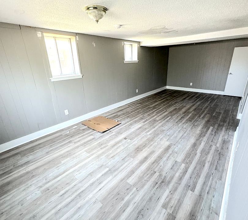 2nd image of 8003 E 88th Ter