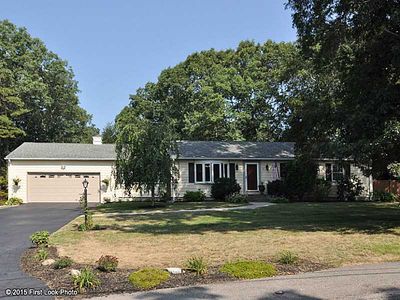 7 Cherry Blossom Ln, Coventry, RI, 02816