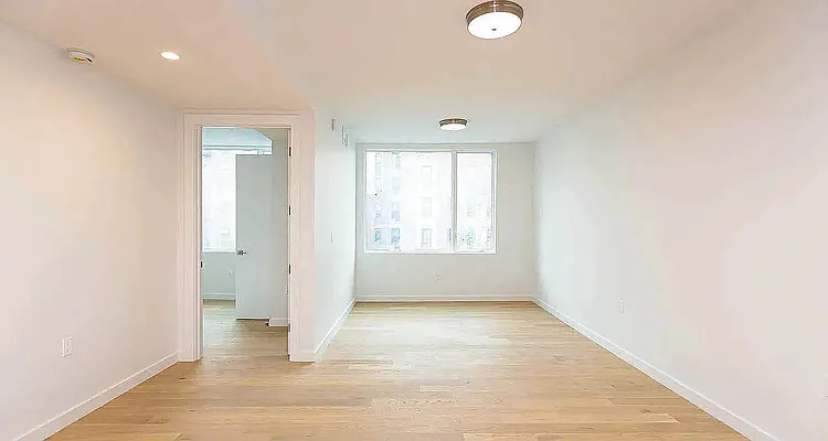 Rented by Lodger Corp | media 4