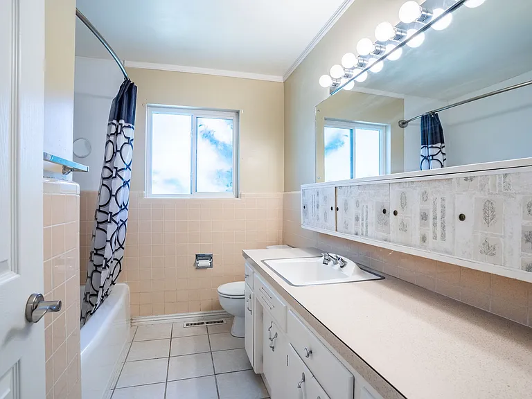 542 N 150 E — Photo 5