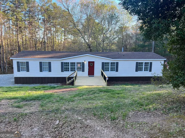 1459 Black Mountain Rd, Toccoa, GA 30577