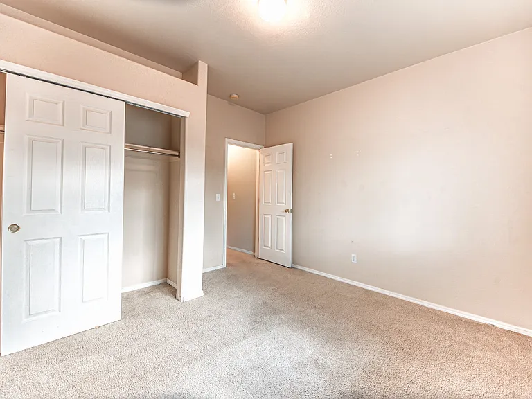 3080 Mandalay Grv #7 — Photo 15