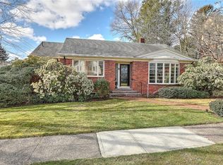 4 Kenilworth Way, Pawtucket, RI 02860