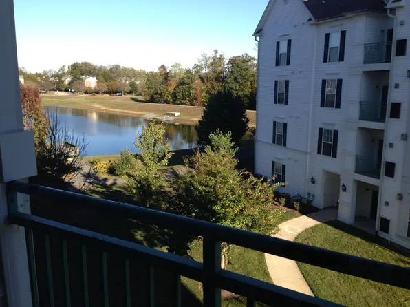 15618 Everglade Ln APT 304, Bowie, MD 20716