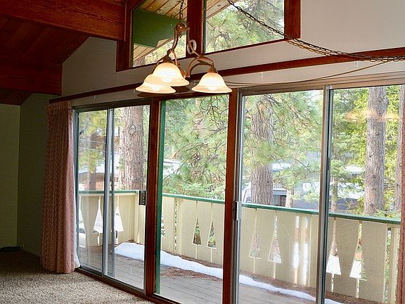 Front deck lounging area