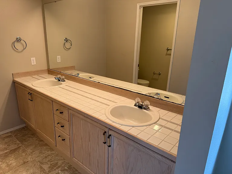 1688 118th Ave SE #B304 — Photo 10