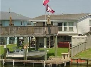 249 Barracuda St, Bayou Vista, TX 77563