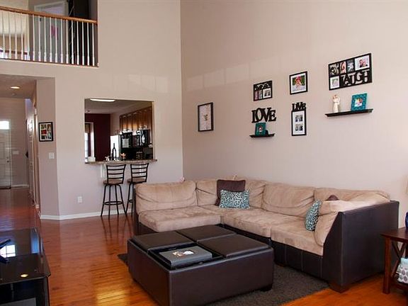 3rd image of 2648 McKinley Pl