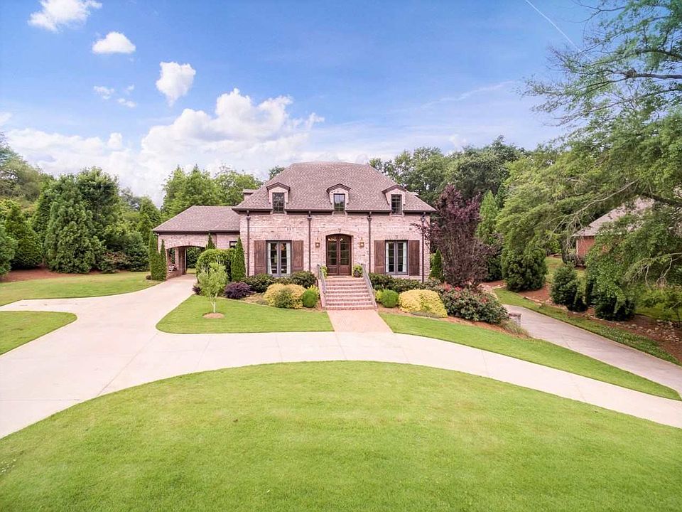 1st image of 104 Andrews Creek Ln