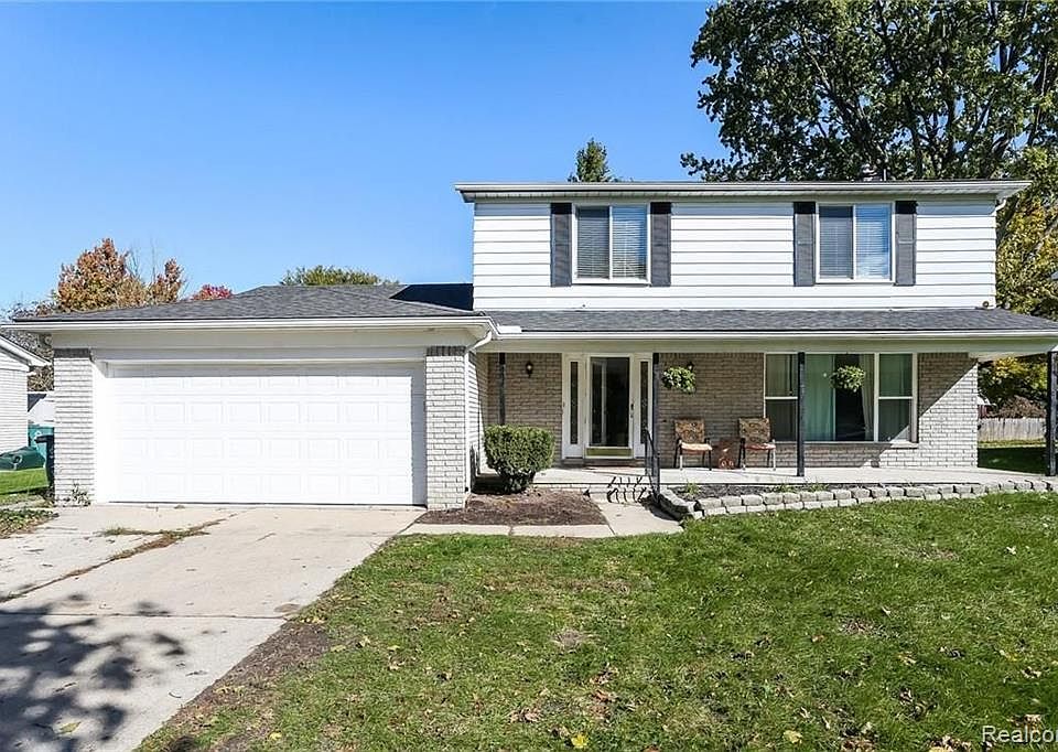 1st image of 18266 Rainbow Dr