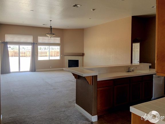 5th image of 14130 Fresian Ave