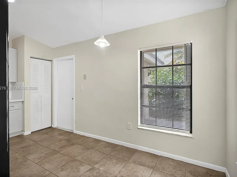 681 Thornridge Ave — Photo 14