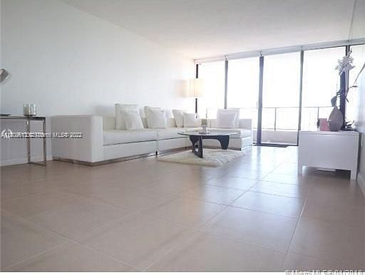 1st image of 555 NE 15th St APT 14H