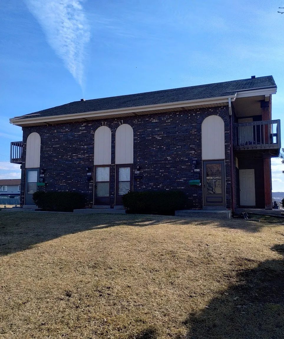 2 bed, 1018 sqft, $1,475 — Photo 1